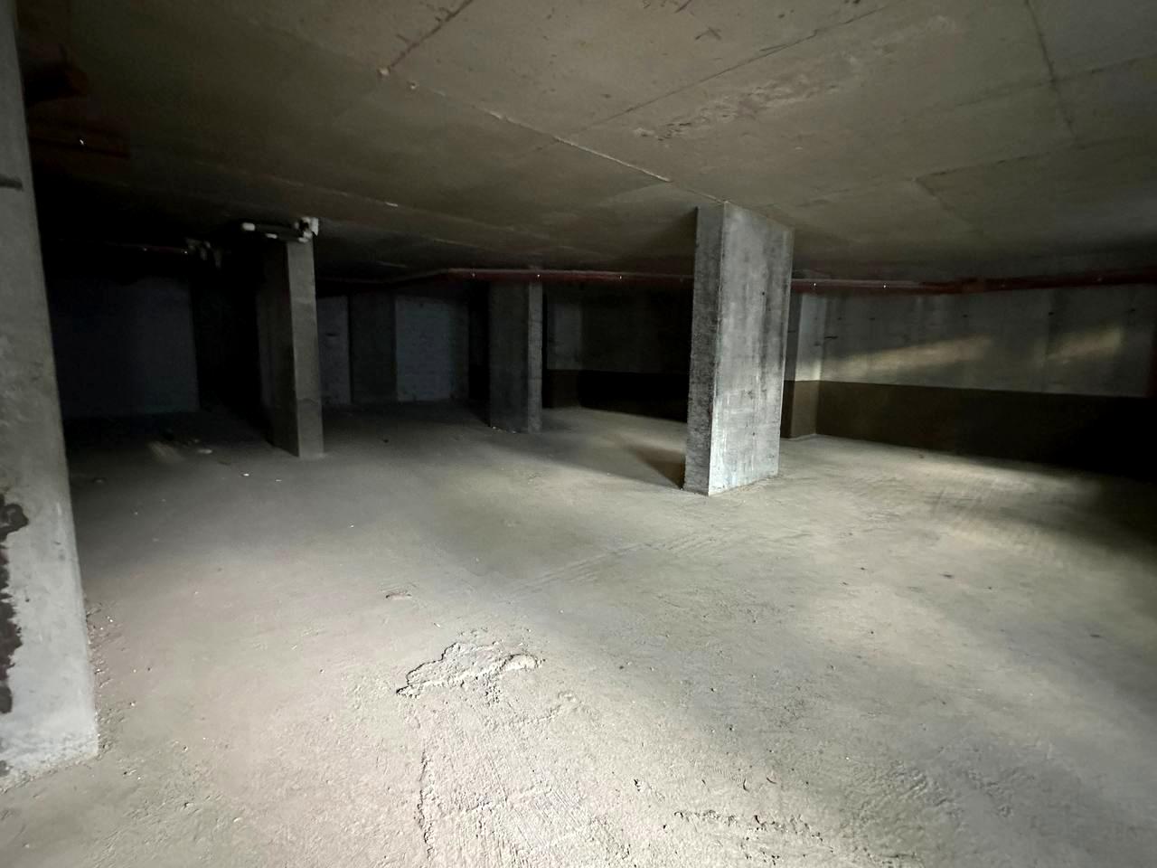 1842151655027639