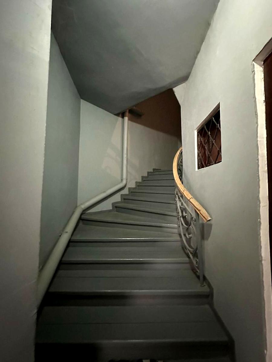 1832733562306640