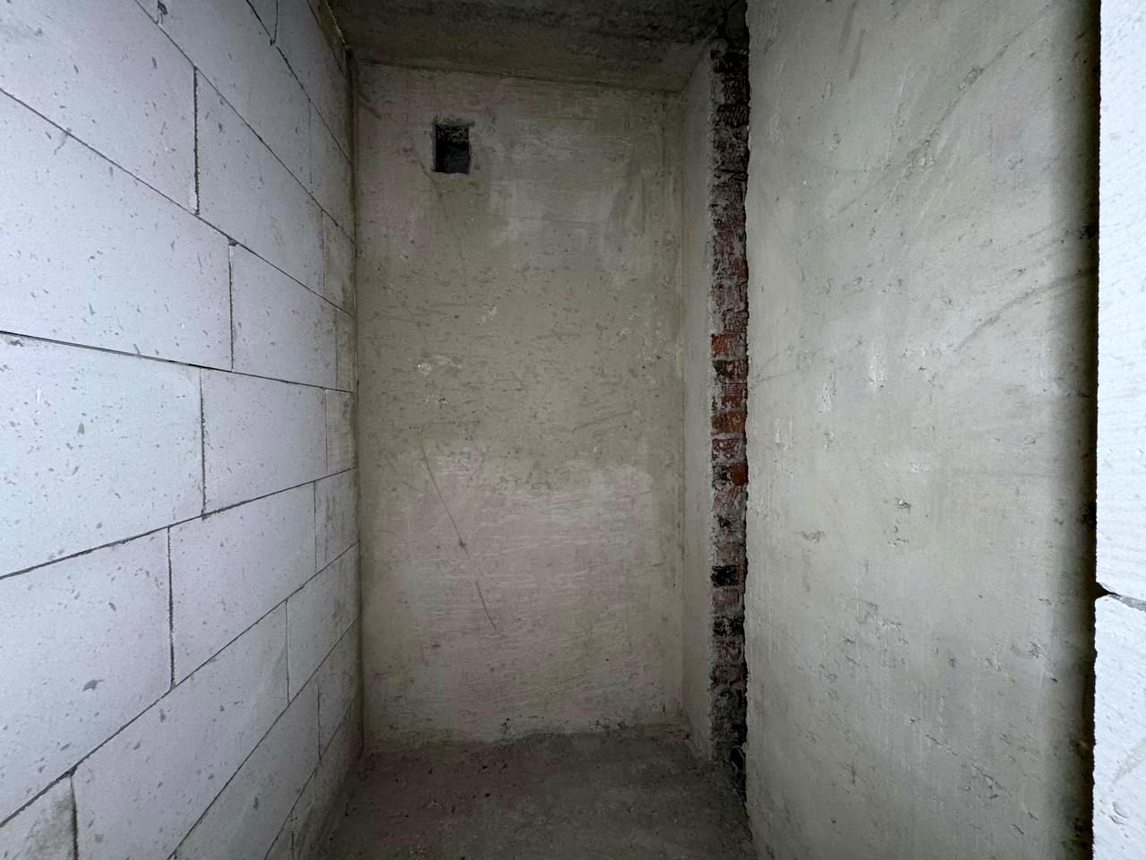 1836454632896644