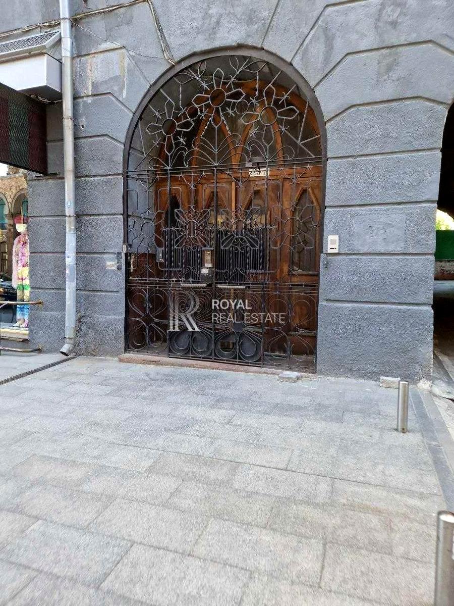 1840868969544644