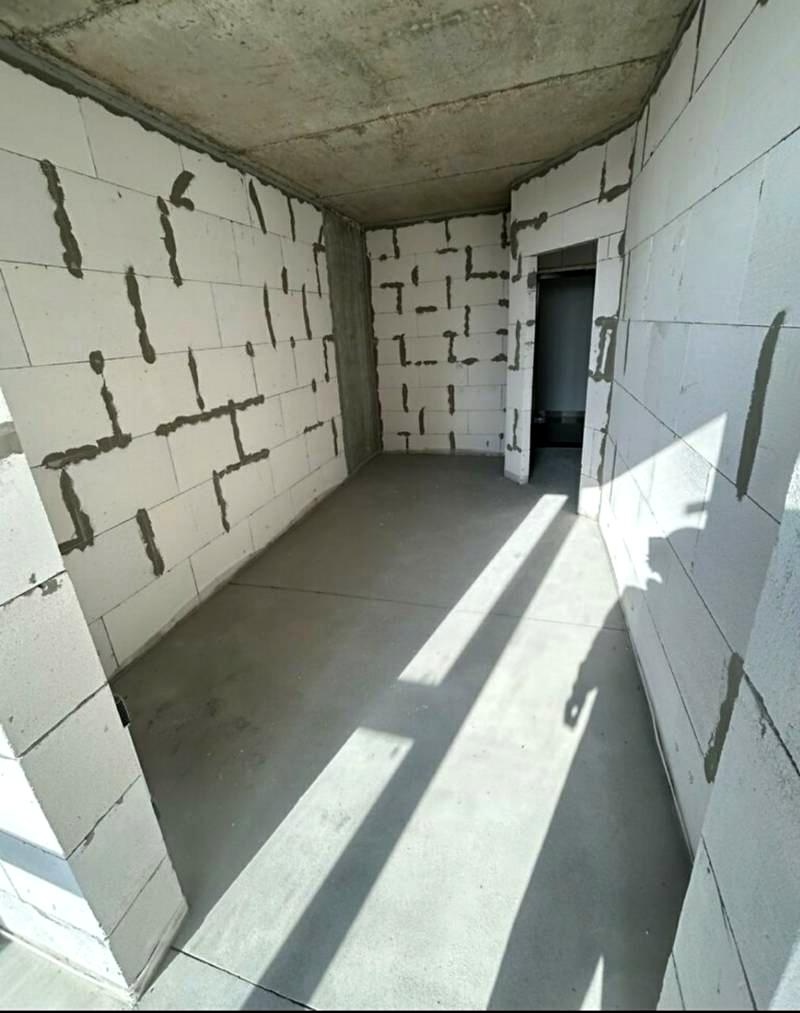 1841550282149644