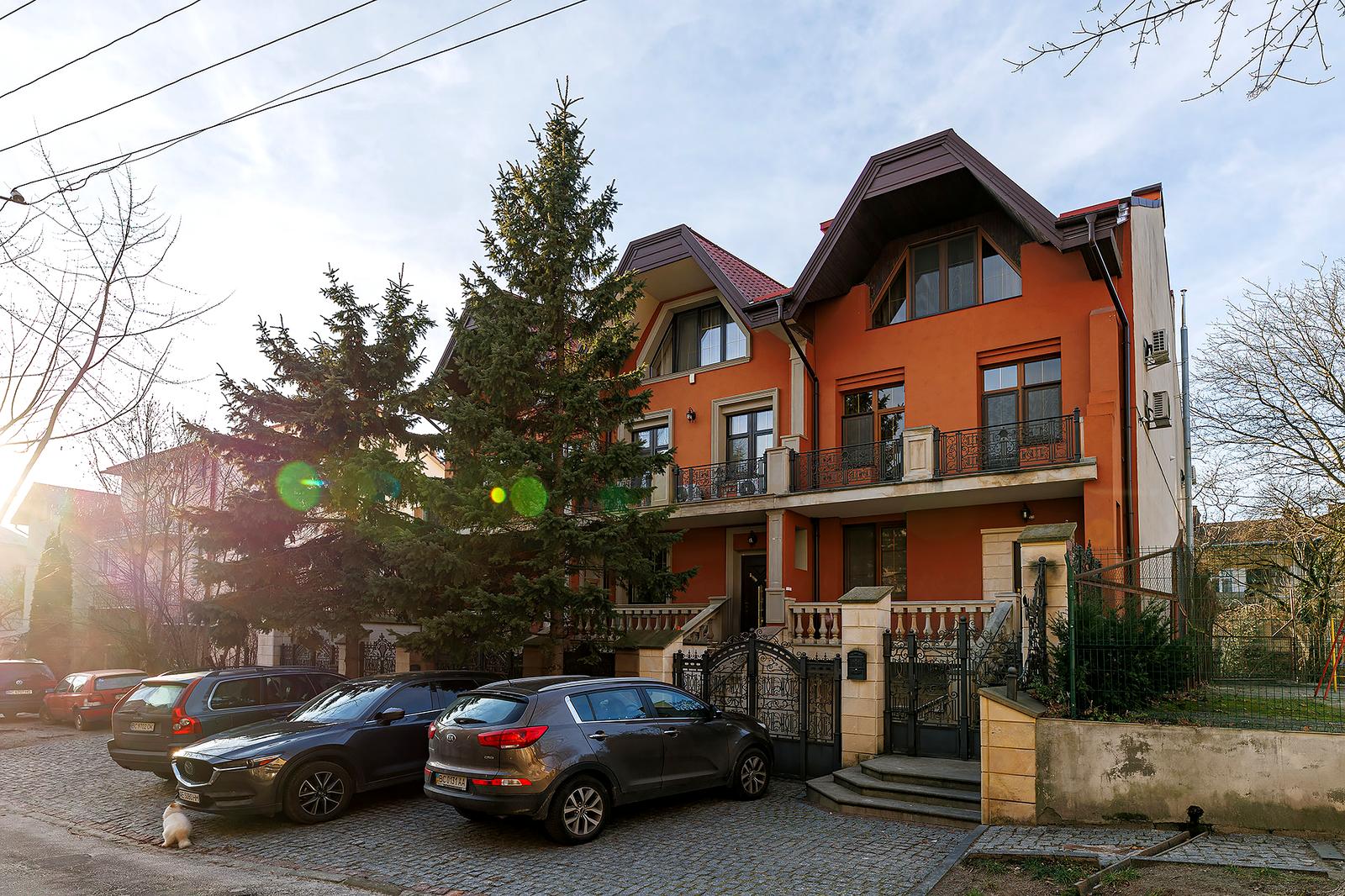 Будинок за адресою вул. Харківська (площа 300 м²) - Atlanta.ua - фото 2