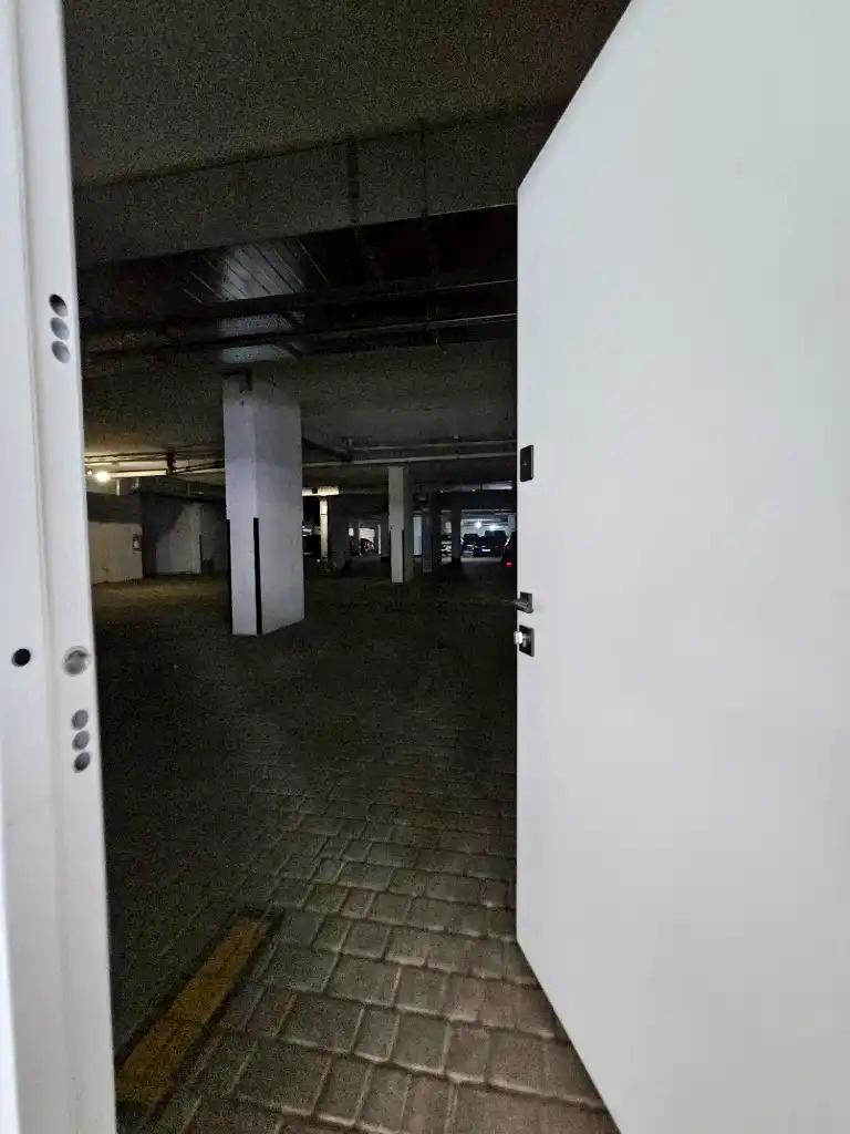 1841160018072651