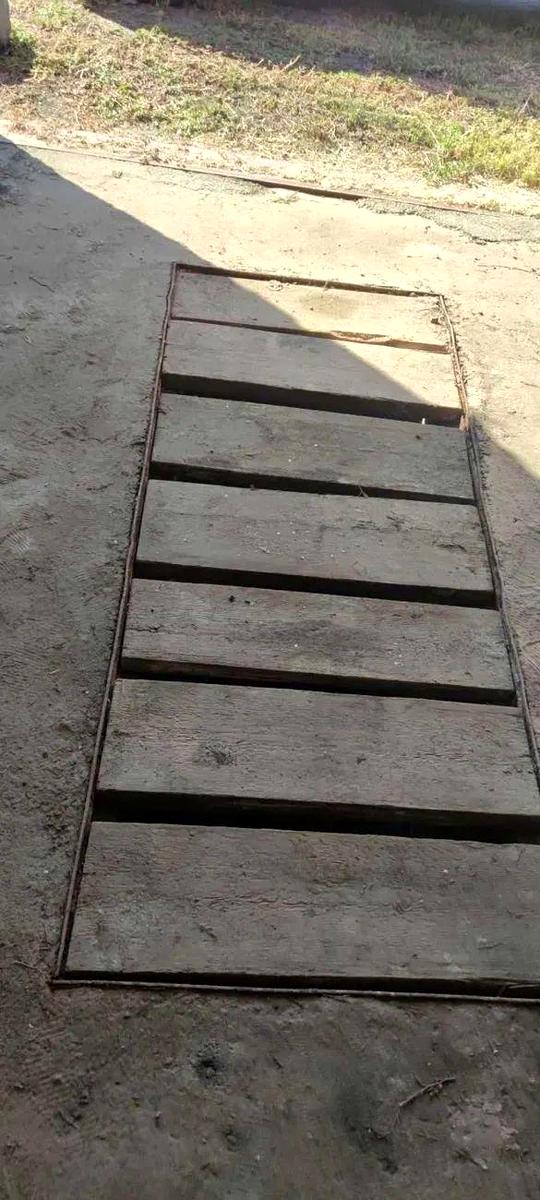 1845168721577651