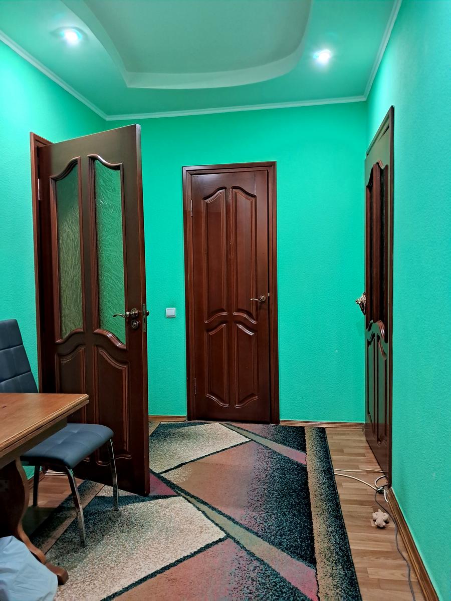 1749492760261652