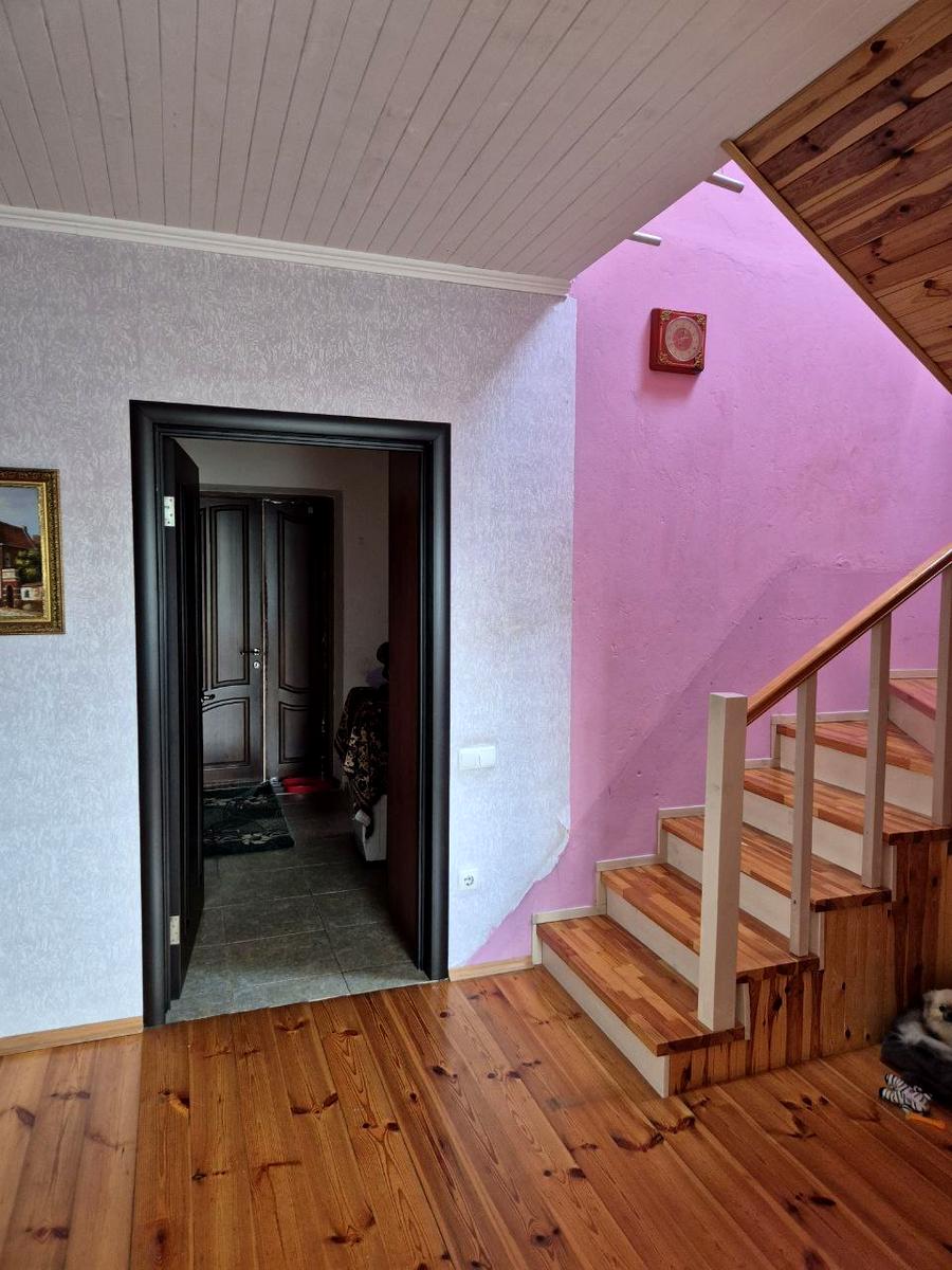 1839893307743654