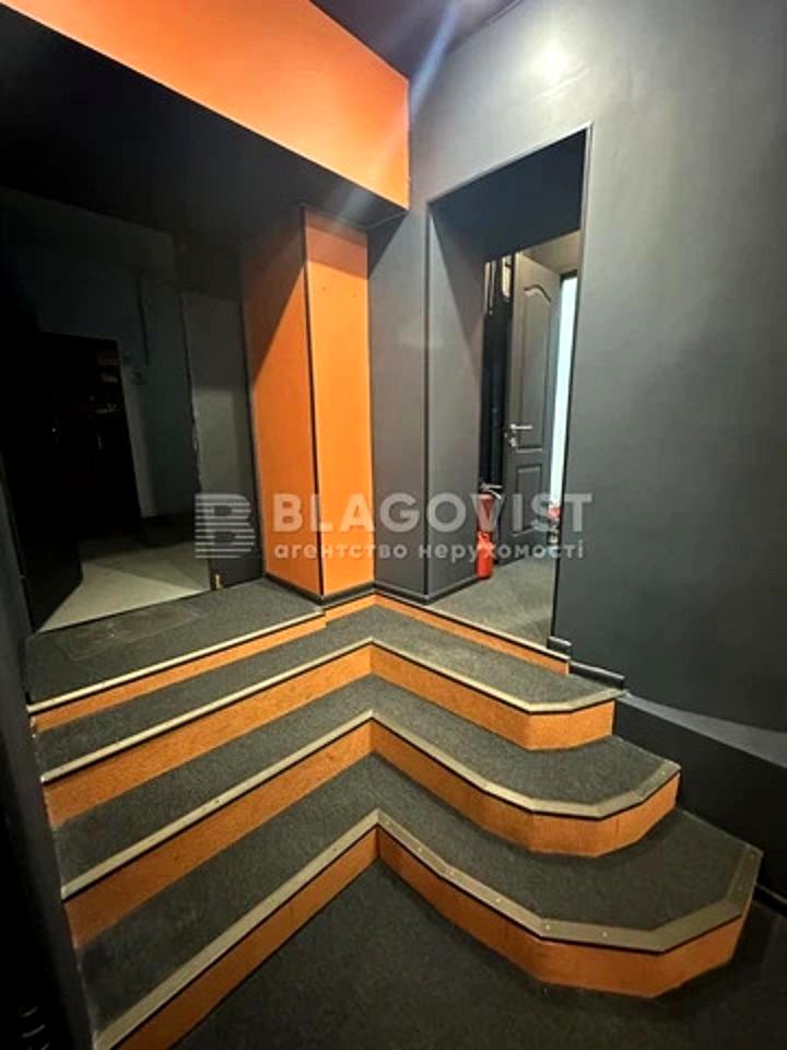 1836707388382656
