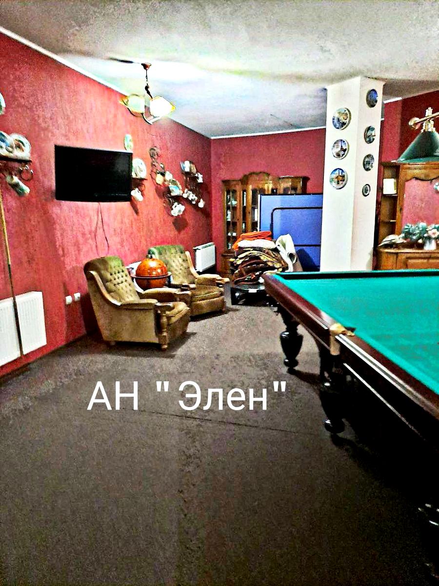 1844587873064661