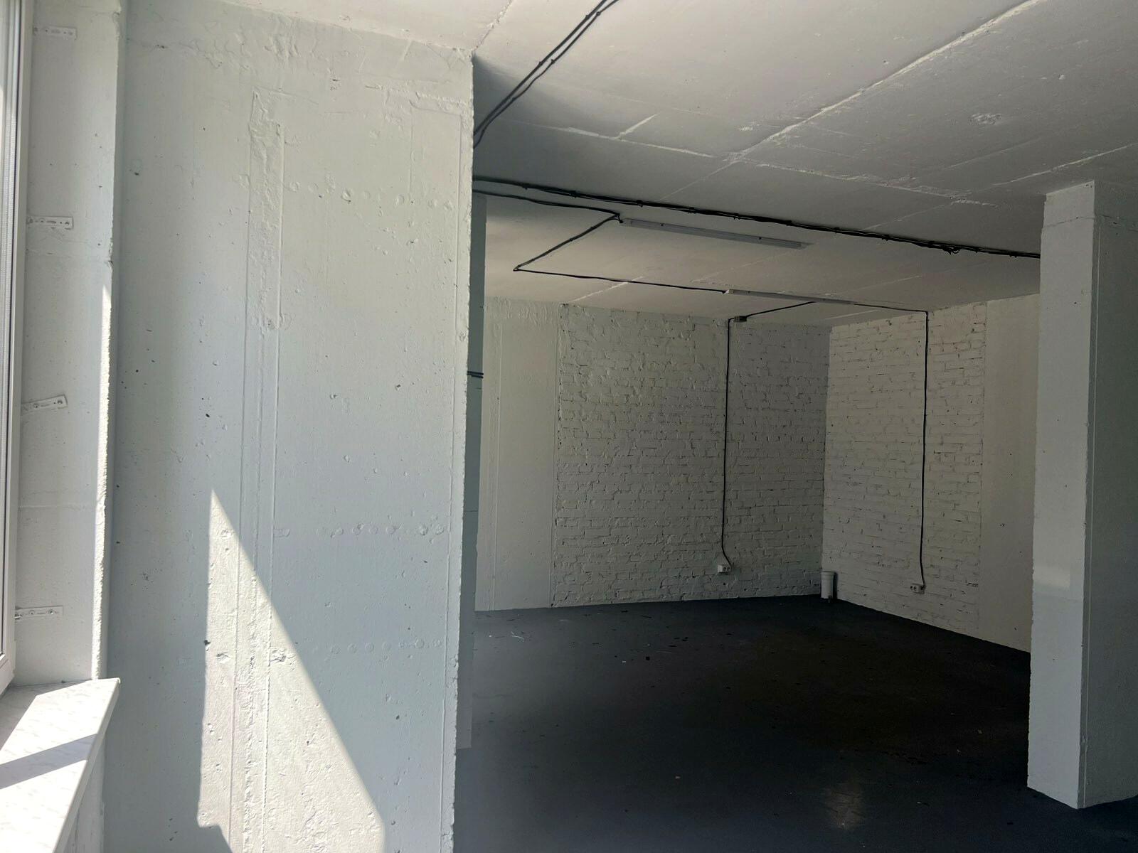 1837000325474663