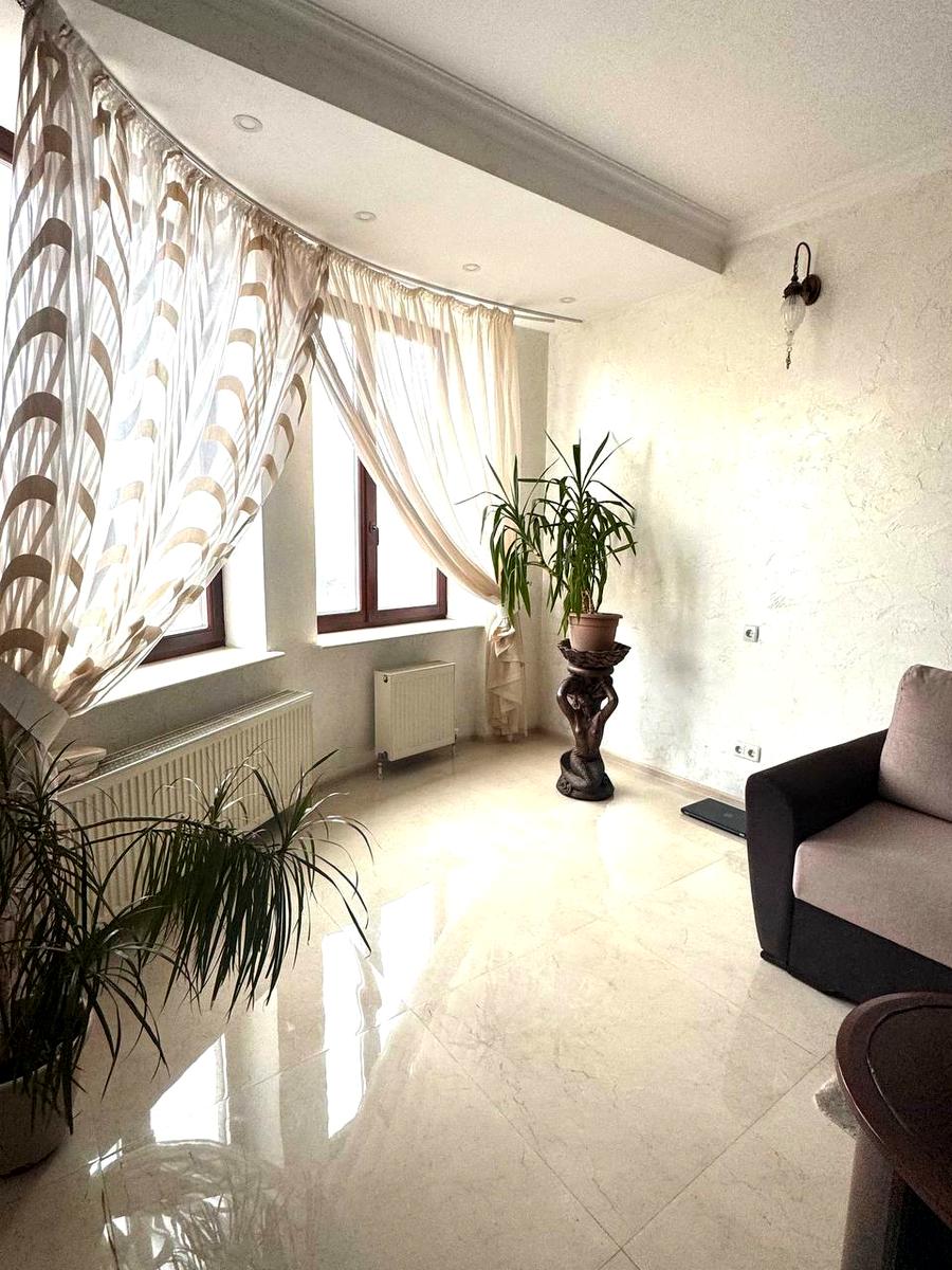 2-кімнатна квартира за адресою вул. Сонячна (площа 110 м²) - фото 2 2-кімнатна квартира за адресою вул. Сонячна (площа 110 м²) - Atlanta.ua - фото 2