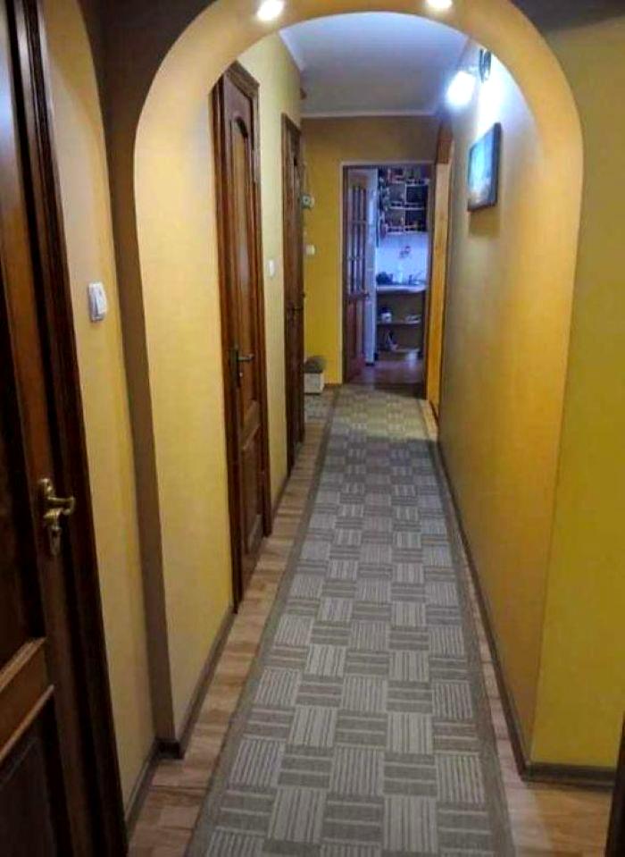 1842149019558671