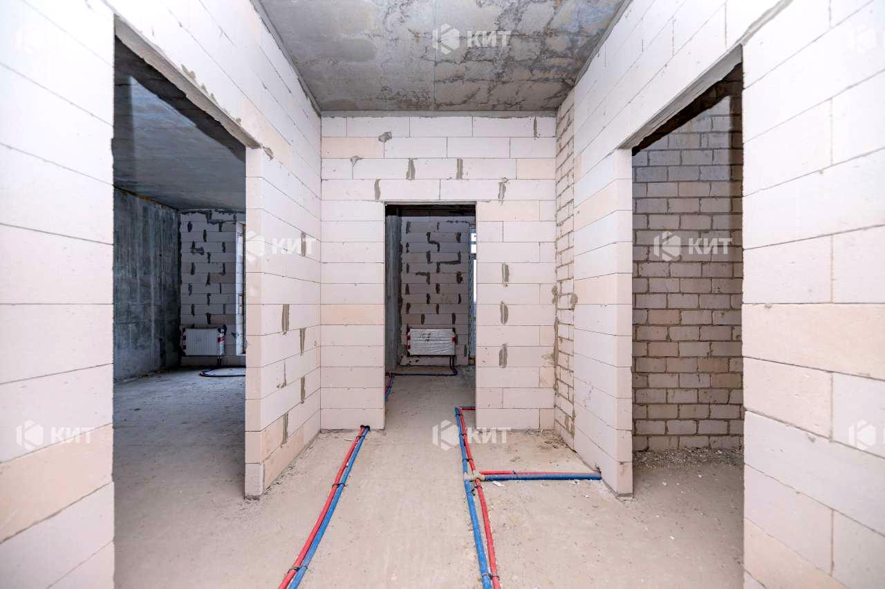 1842159242868673