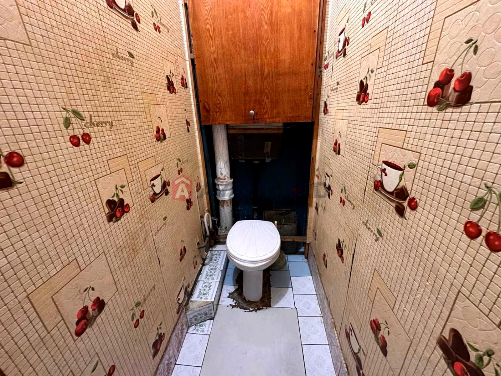 1837247111651676