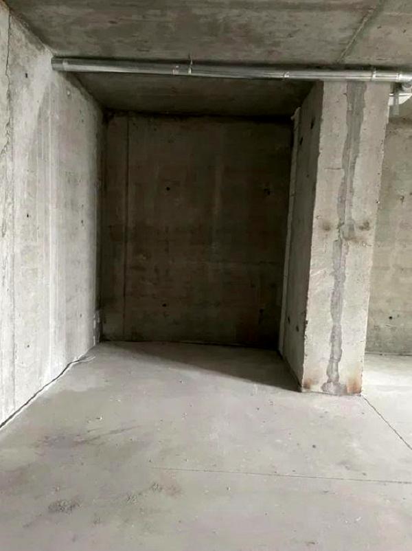1834161292426068