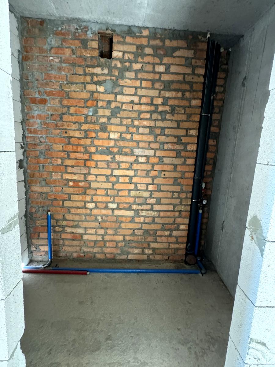 1829647553556681