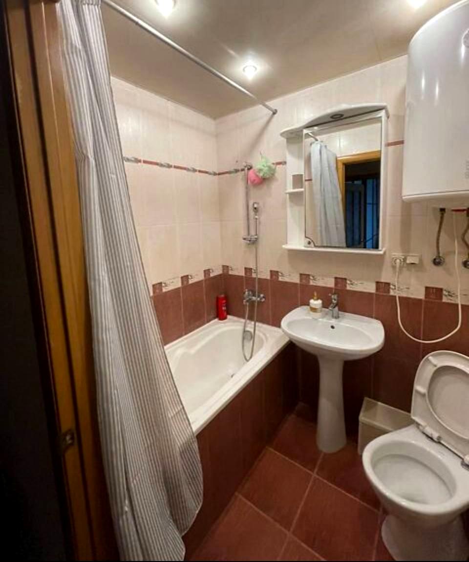 1839704747105690