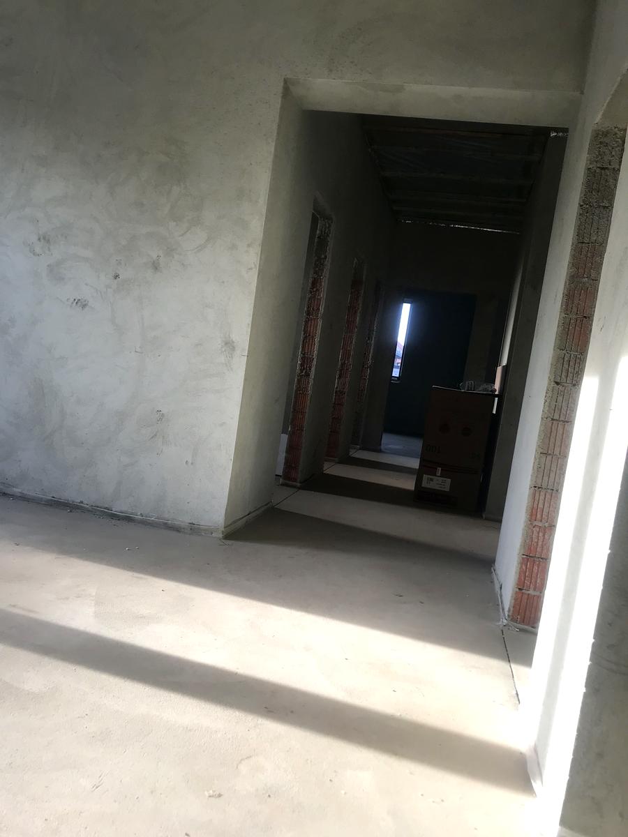 1816777737661691