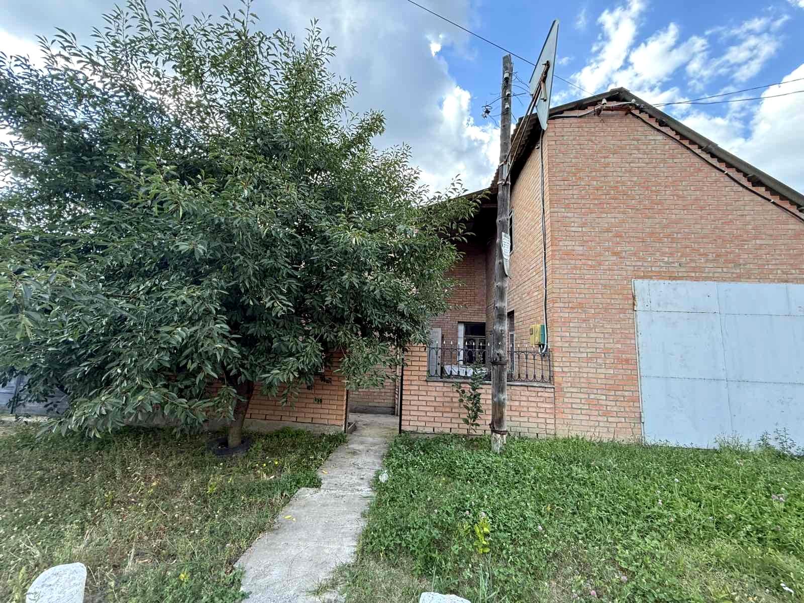 1841529527608693