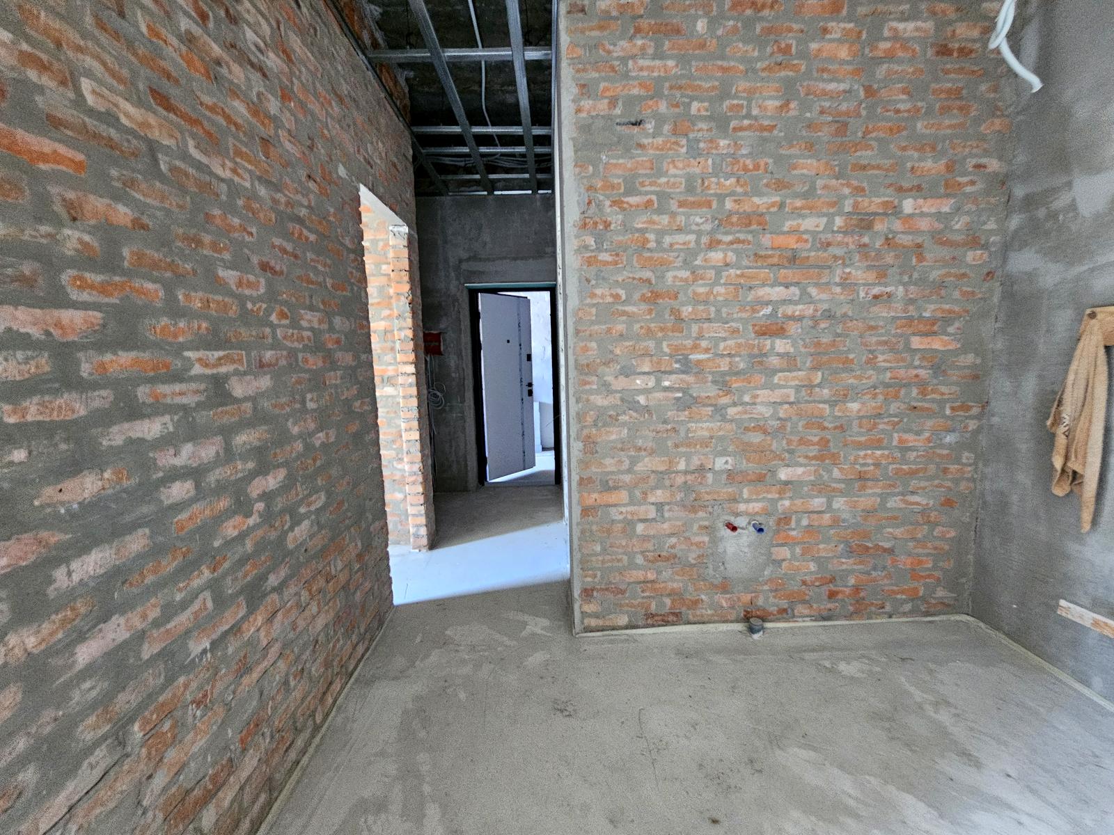 1837359716699698