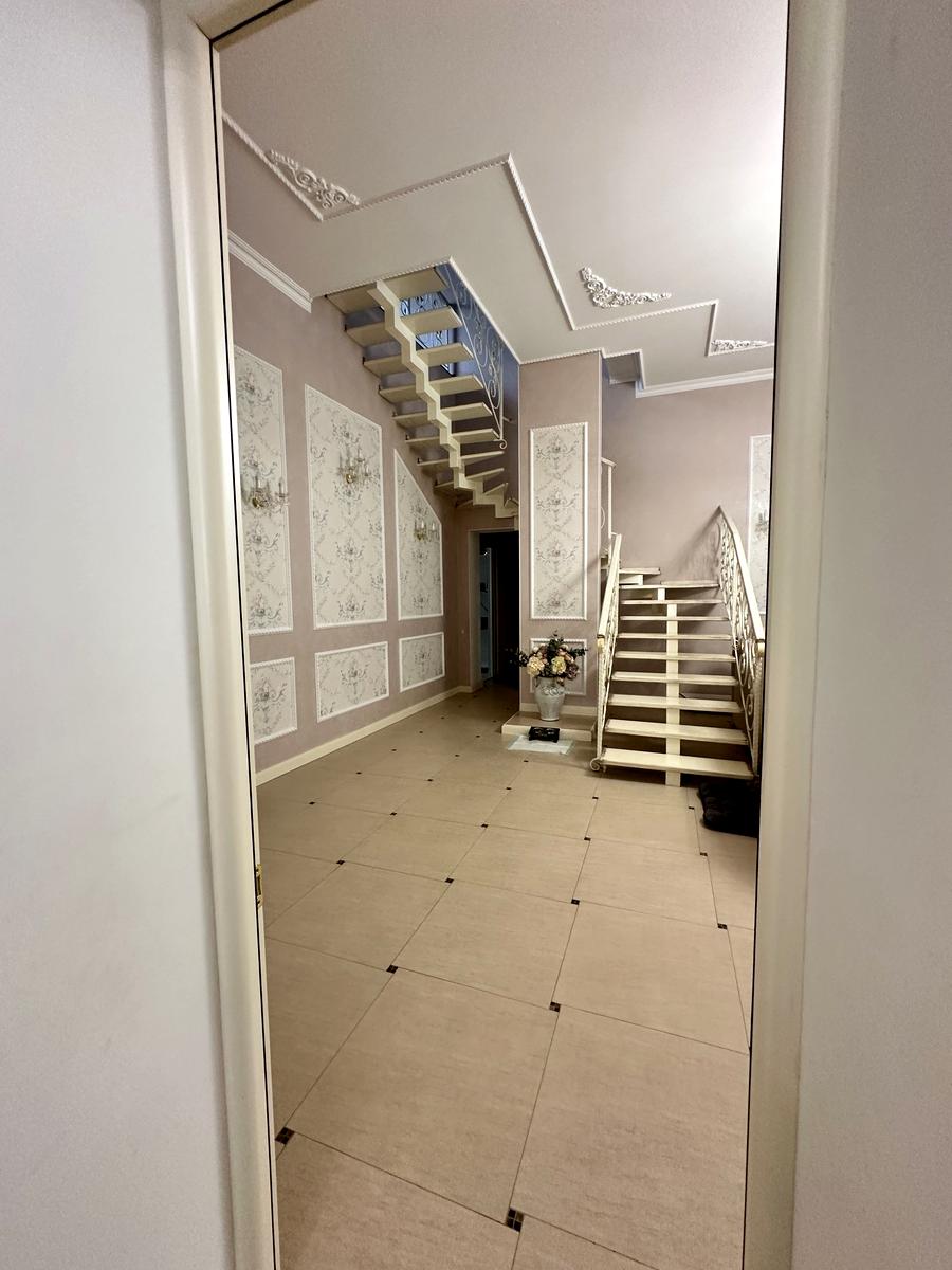 Дом по адресу ул. Красивая (площадь 300 м²) - imageAlt 8 Дом по адресу ул. Красивая (площадь 300 м²) - Atlanta.ua - imageAlt 8