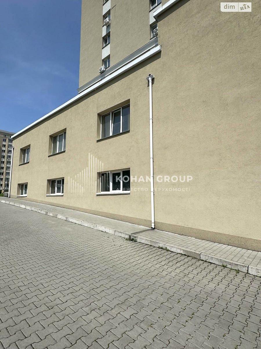 1837715632551708