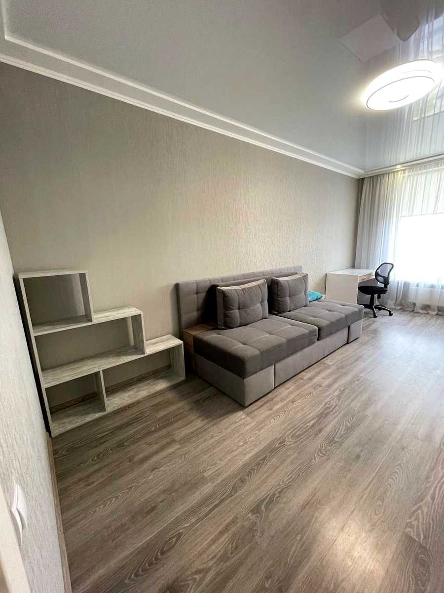 1828309691473712