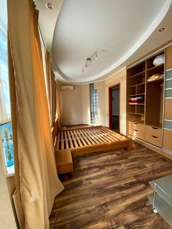 2-комнатная квартира по адресу ул. Тополиная (площадь 90 м²) - Atlanta.ua - фото 2