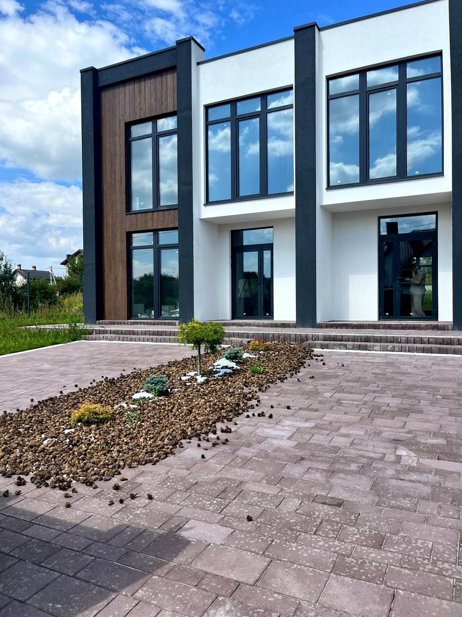 1841538970229717