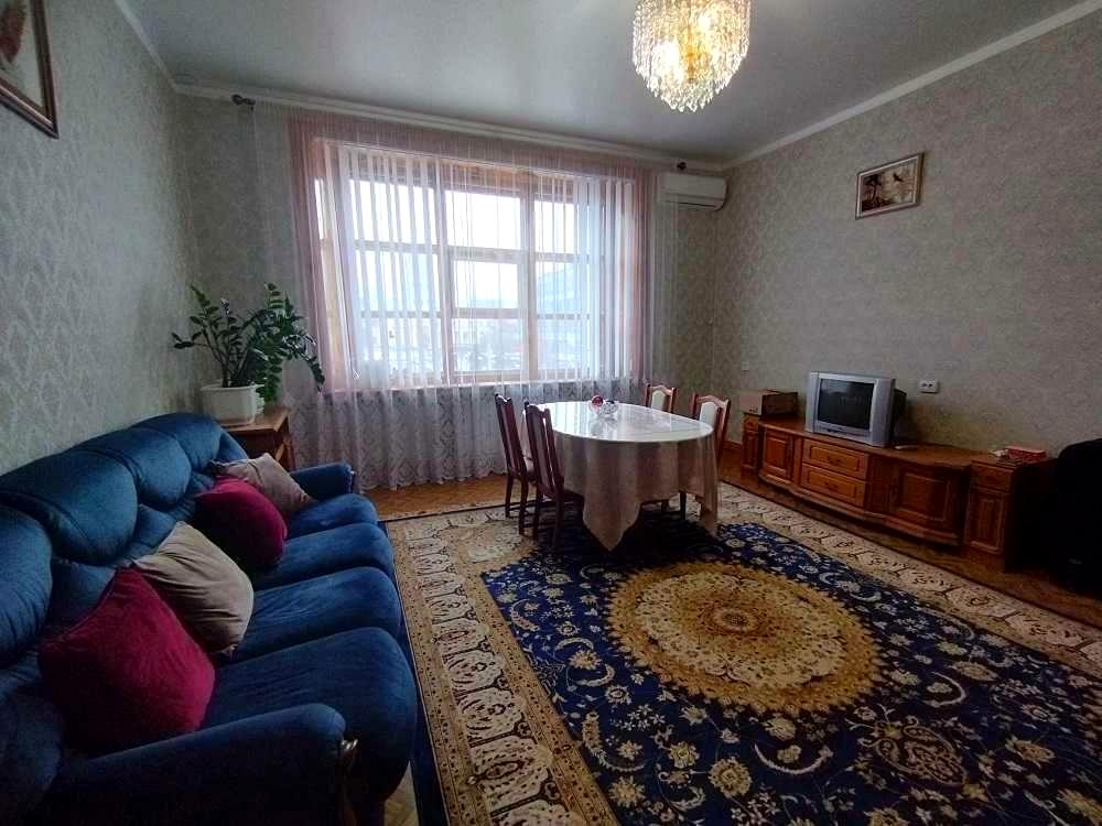 1830816564716072