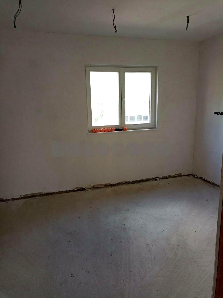 1837334957557723