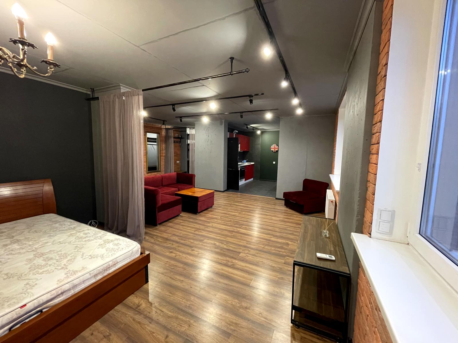 1757885044060725