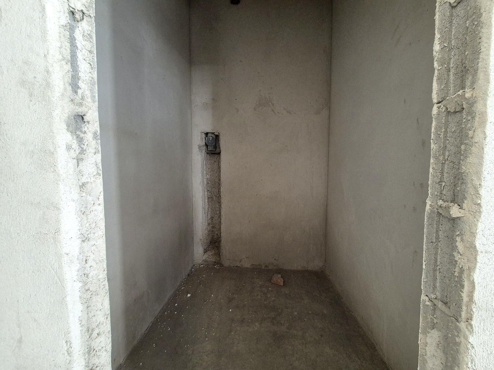 1837908353415726