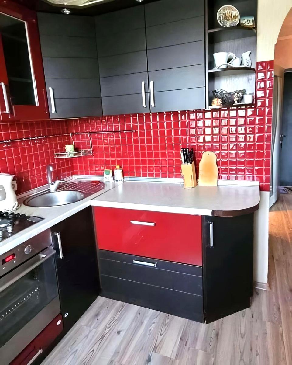 1845332402968729