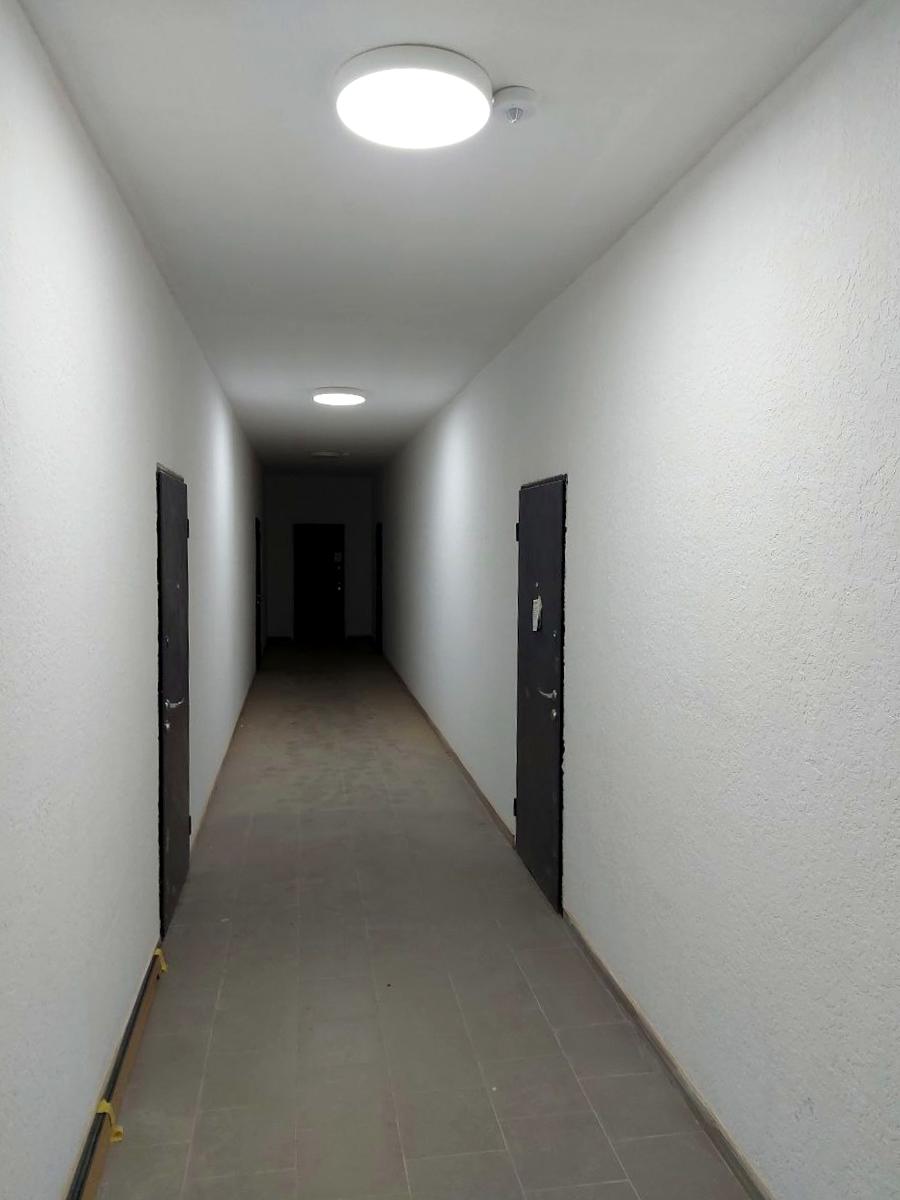 1828467719325732
