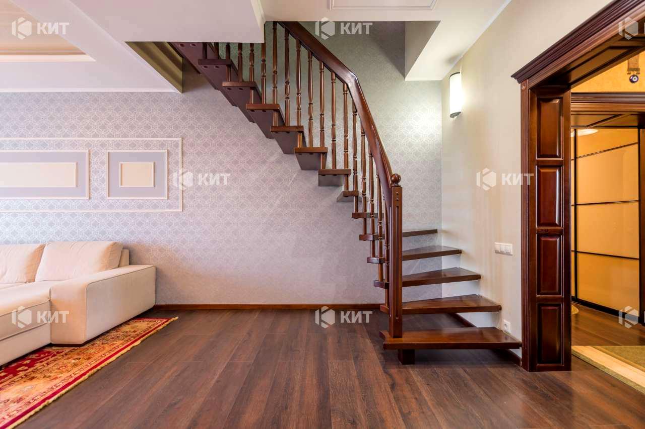 1834545861449734
