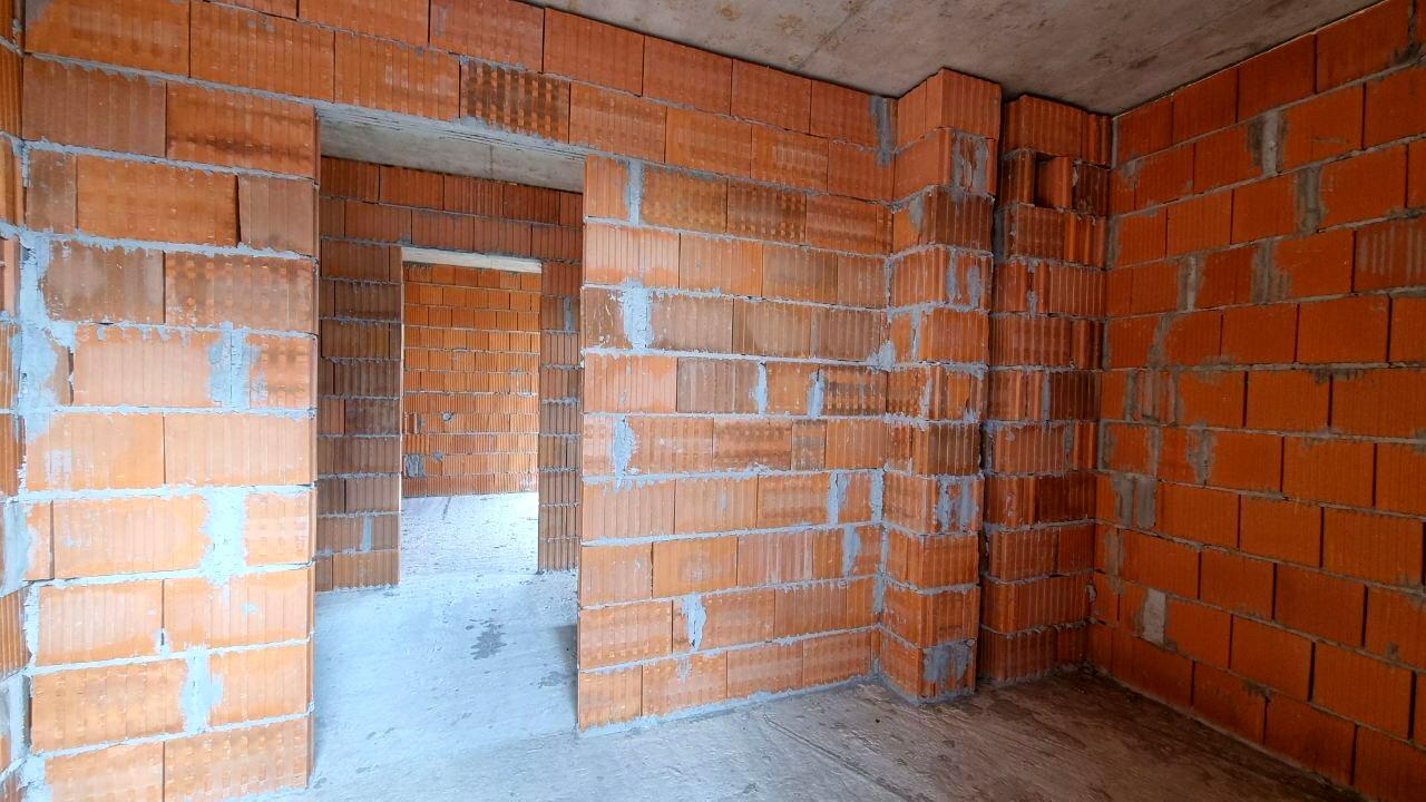 1828588510031735