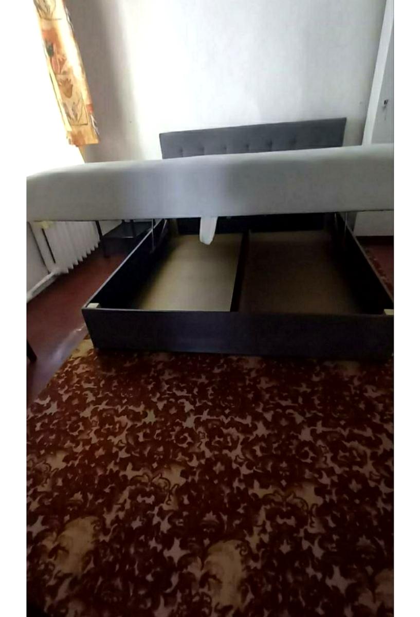 1842162092100735