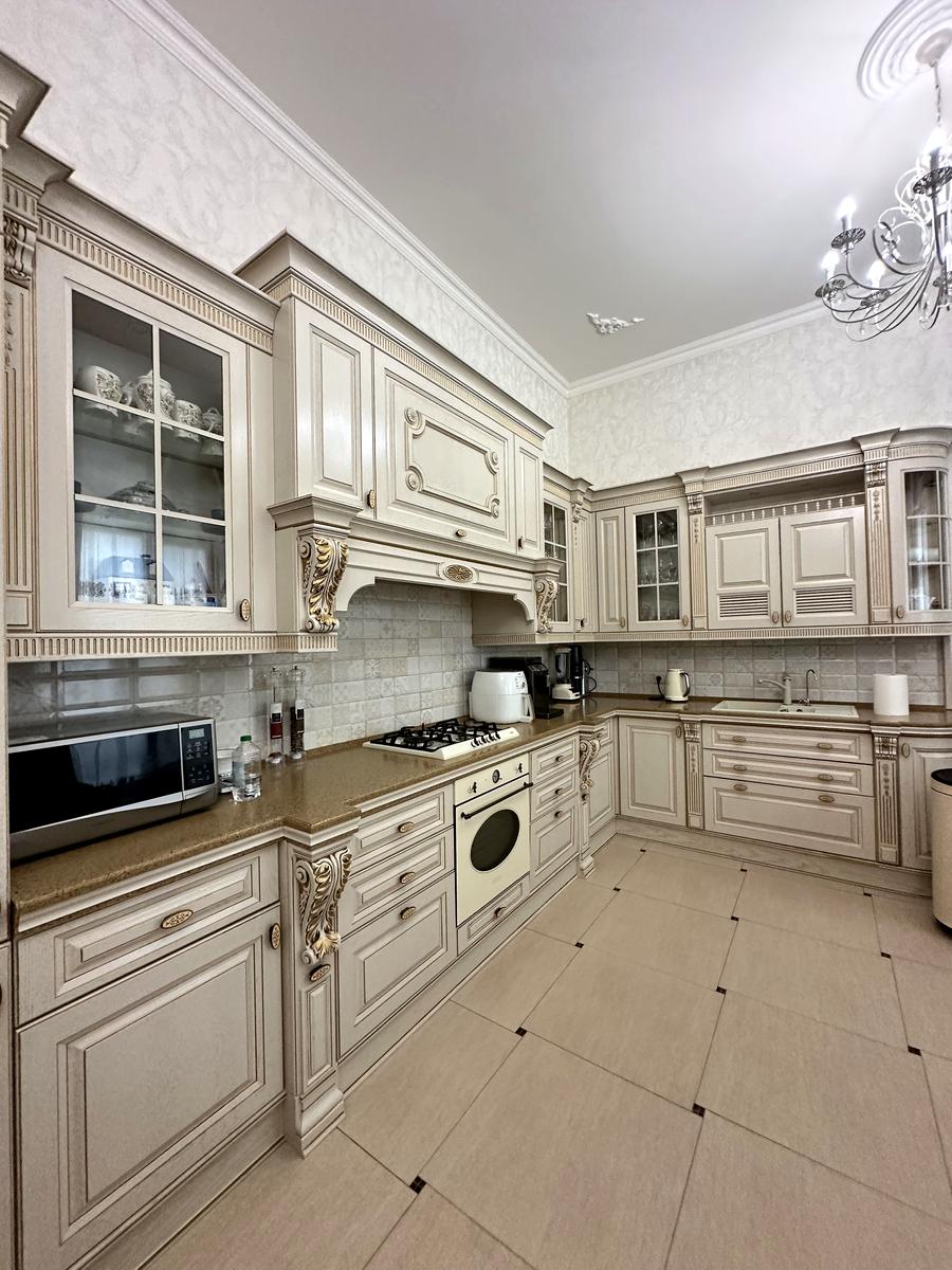 Дом по адресу ул. Красивая (площадь 300 м²) Дом по адресу ул. Красивая (площадь 300 м²) - Atlanta.ua