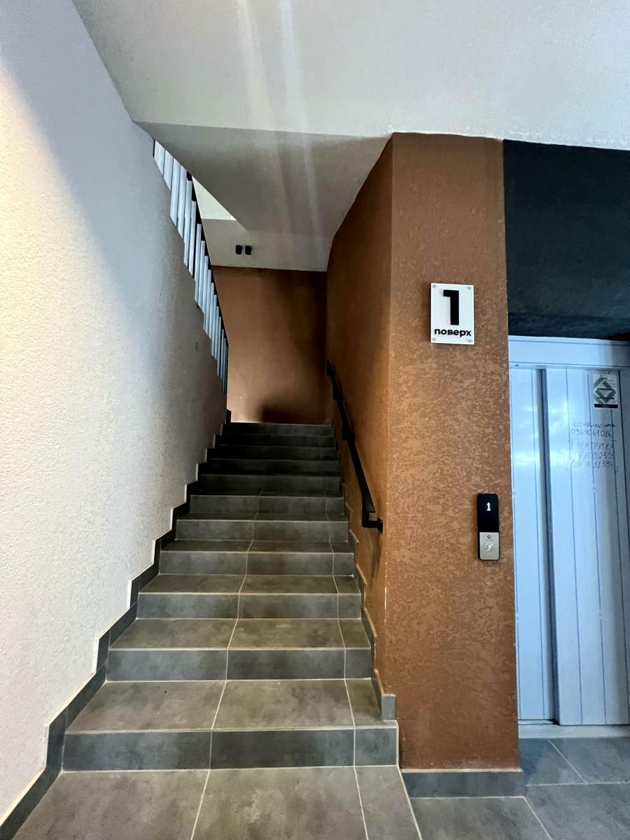 1828742713168739