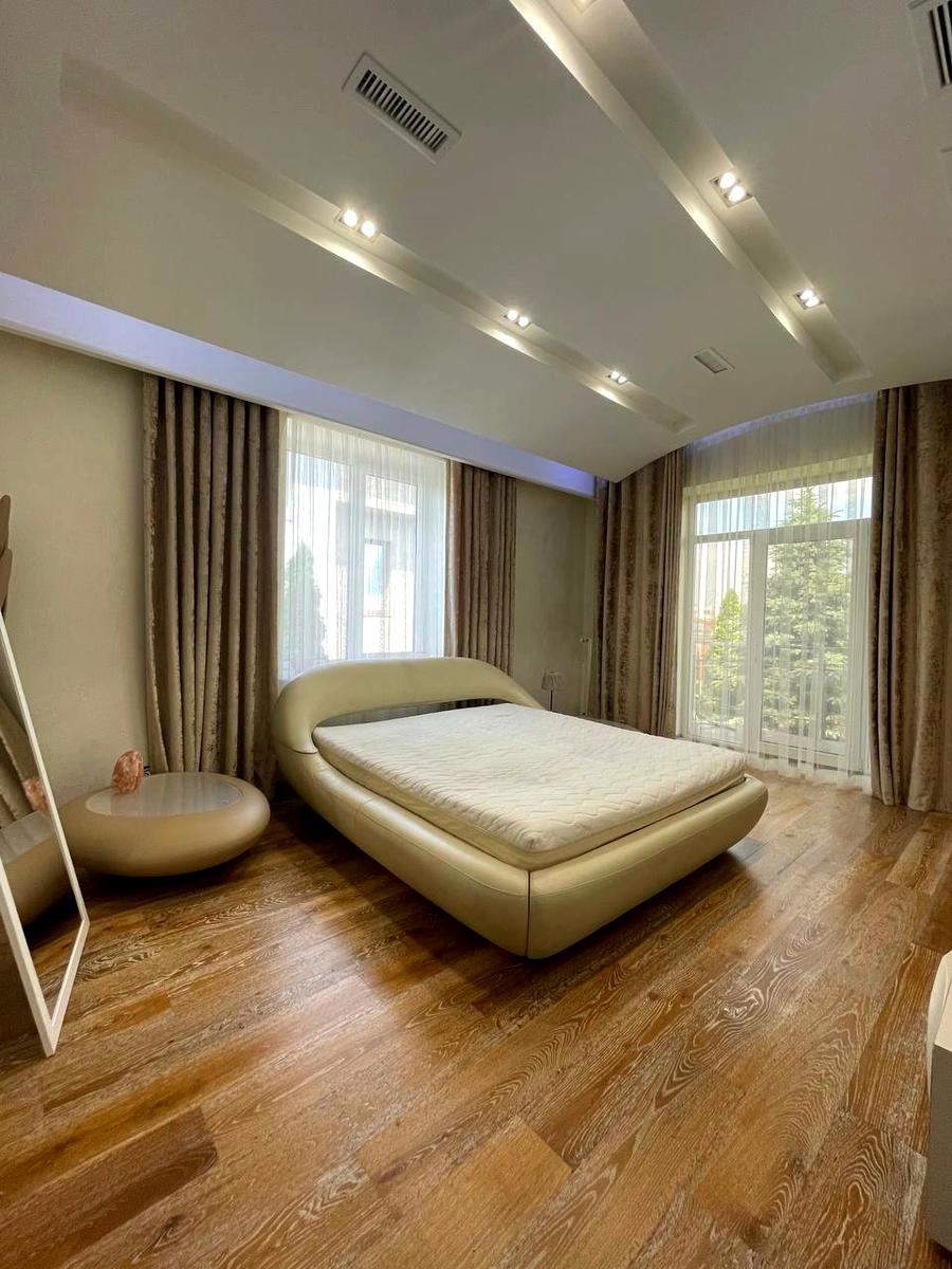 Дом по адресу ул. Пригородская (площадь 650 м²) - Atlanta.ua - фото 18