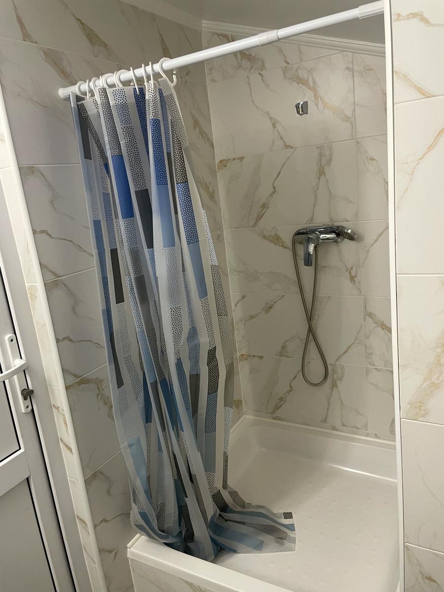 1809918226810074