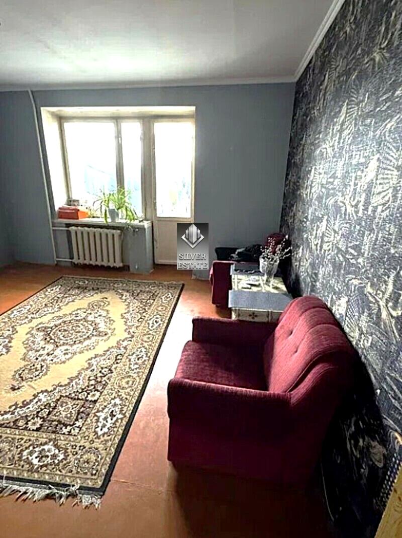 1833917833073742