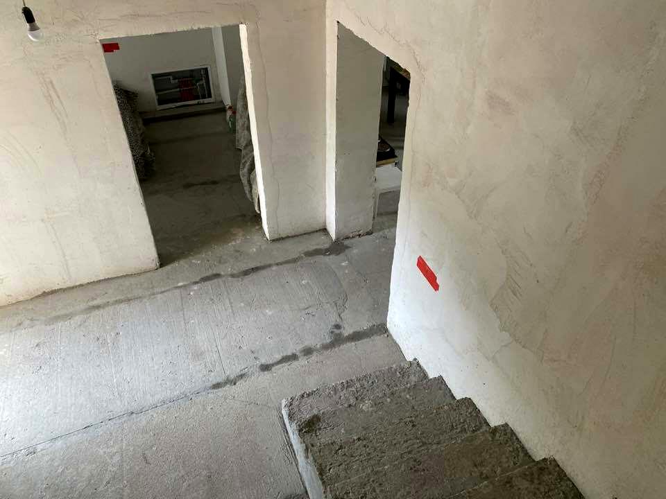 1837153976611748