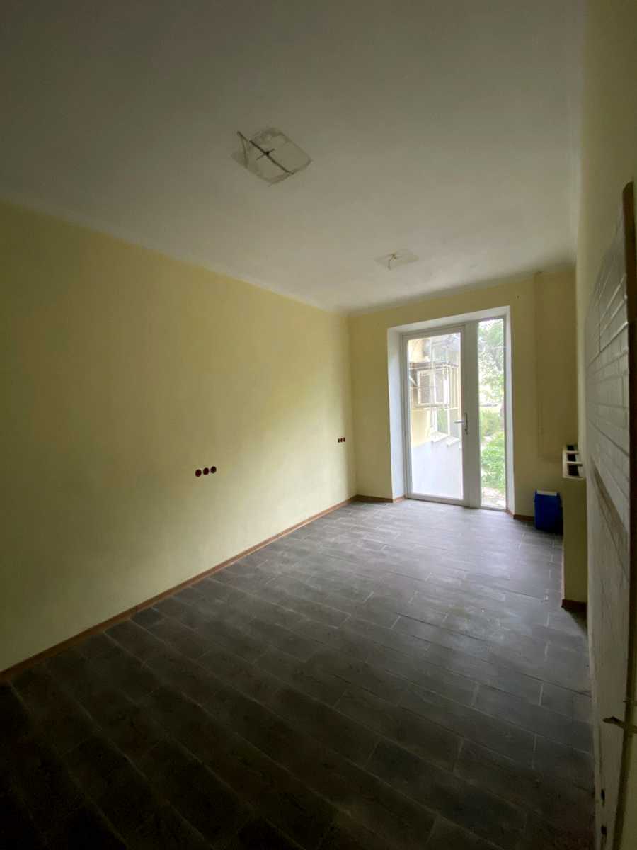 1799207935598750