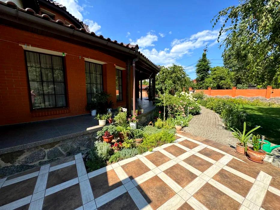 Дом по адресу ул. Ахматовой (площадь 360 м²) - Atlanta.ua - фото 4