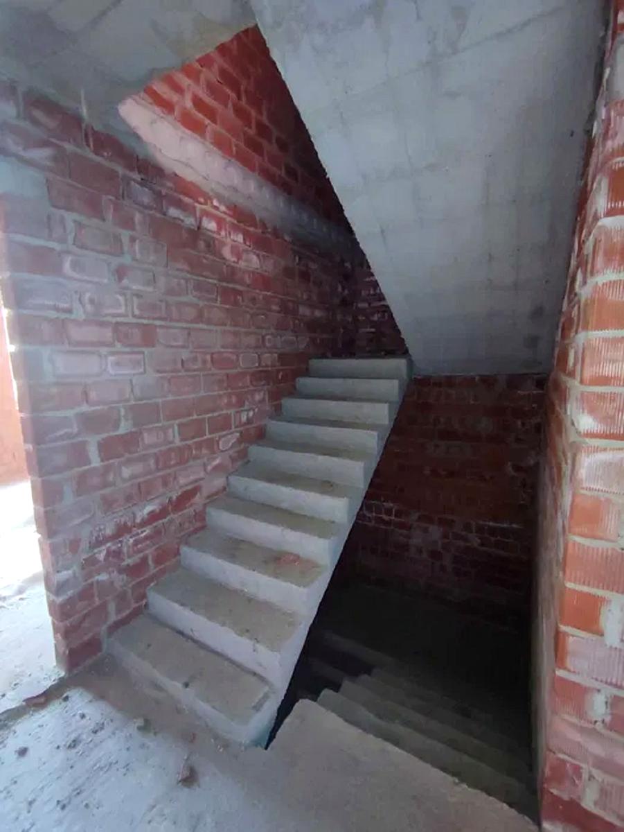 1843589441413751