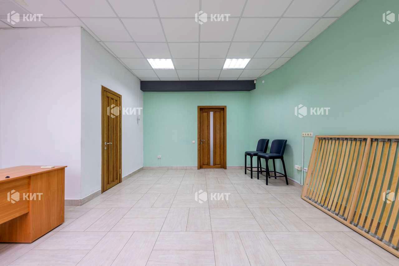 1827028336980755