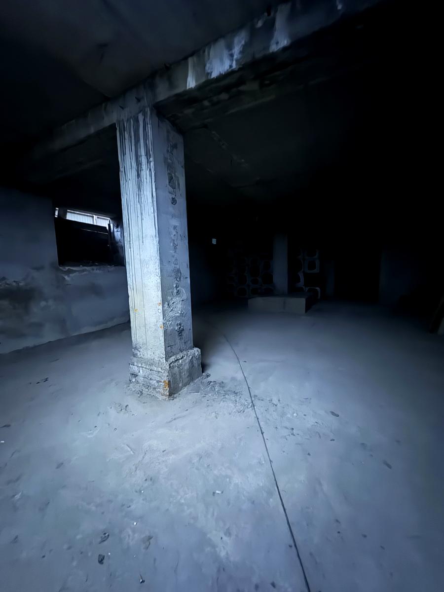 1826376418123756
