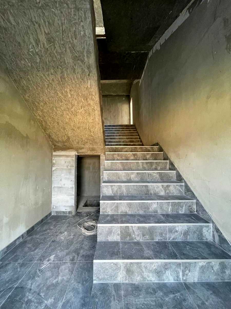 1839707346066758
