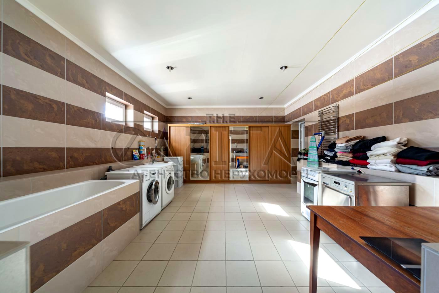 Дом по адресу ул. Соборная (площадь 800 м²) - Atlanta.ua - фото 12